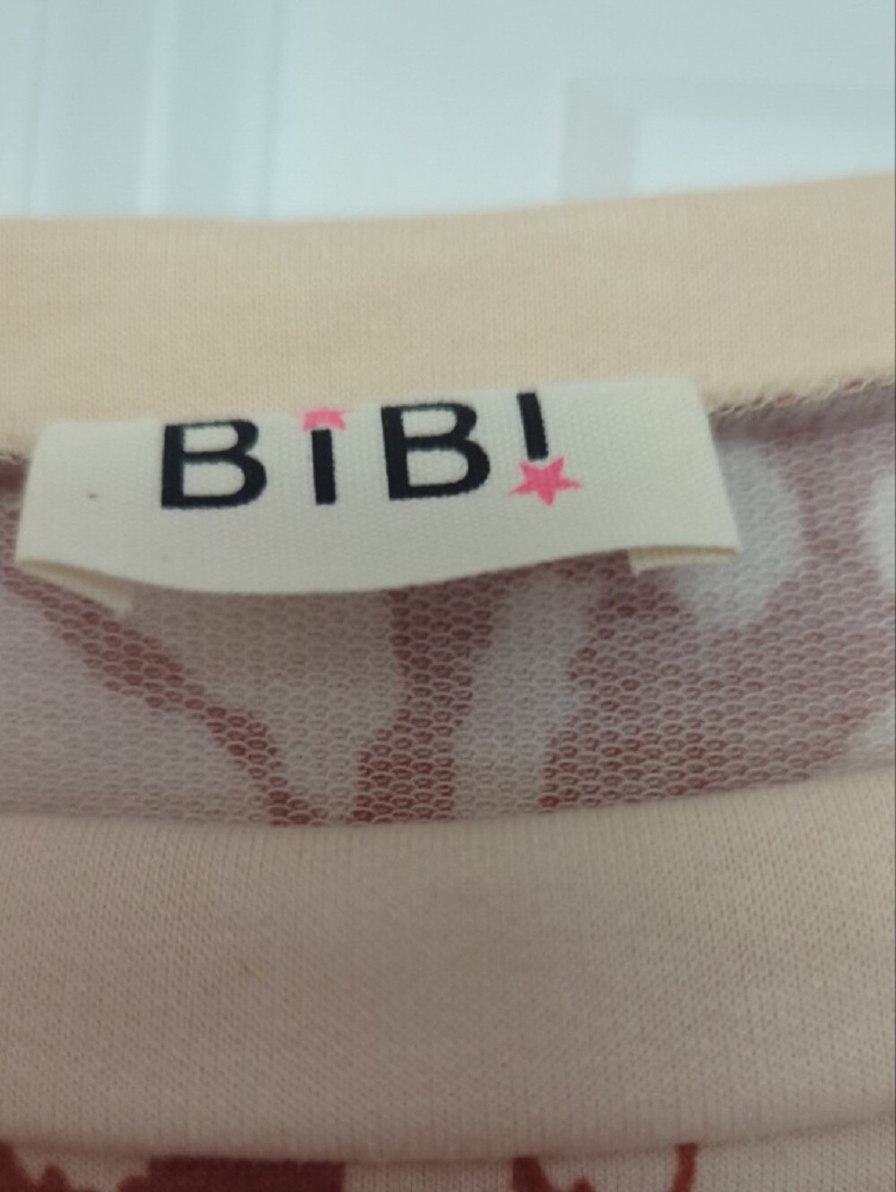 BiBi Rust and Cream Abstract Print Long Sleeve Tee - Picture 2 of 4